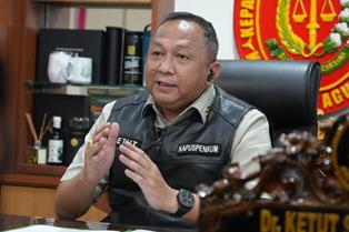 https://gardatipikornews.com/kejaksaan-agung-memeriksa-2-orang-saksi-terkait-perkara-komoditas-timah