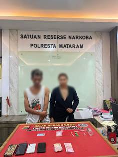 https://gardatipikornews.com/polsek-rumpin-amankan-karyawan-peternakan-bebek-diduga-telah-lakukan-pencurian-pakan-bebek-12-karung