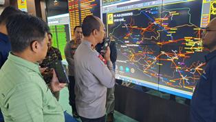 https://gardatipikornews.com/polsek-dramaga-tindak-lanjutti-terkait-adanya-penangkapan-pelaku-penyalahgunaan-narkotika-oleh-warga-maayarakat-yang-viral-di-medsos