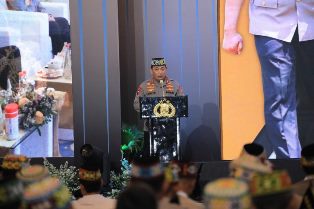 https://gardatipikornews.com/kejati-tahan-7-tersangka-kasus-dugaan-korupsi-di-dinas-pendidikan-sumbar