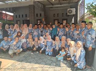 https://gardatipikornews.com/seorang-siswa-pelajar-smp-diduga-korban-hipnotis-sehingga-motor-honda-raib-digondol-pelaku