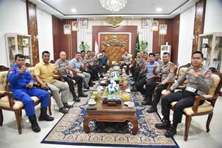 https://gardatipikornews.com/seorang-petani-menjadi-kurir-dengan-barang-bukti-2-kg-sabu-ditangkap-tim-bid-brantas-bnnp-jambi-di-kabupaten-bungo