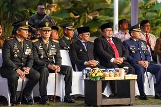 https://gardatipikornews.com/kapolres-bogor-pimpin-langsung-upacara-korps-rapot-kenaikan-pangkat-tmt-1-juli-2024-personil-polres-bogor
