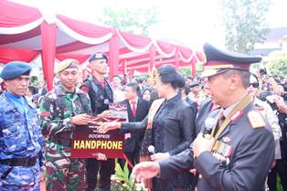 https://gardatipikornews.com/deklarasi-pemilu-damai-lper-labuhan-batu-tolak-penyebaran-hoaks-ujaran-kebencian-sara-dan-politik-uang