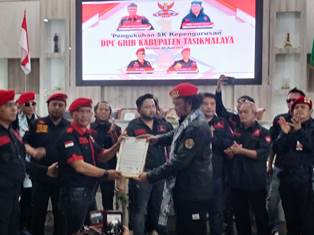 https://gardatipikornews.com/rayakan-hut-bhayangkara-ke-78-atang-trisnanto-apresiasi-kinerja-kepolisan