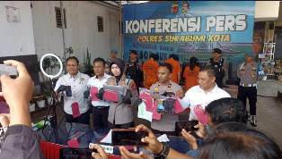 https://gardatipikornews.com/kapolri-pimpin-upacara-kenaikan-pangkat-dan-sertijab-pati-polri-ada-kadiv-propam-dan-sejumlah-kapolda
