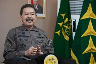 https://gardatipikornews.com/tim-penyidik-melakukan-penyitaan-barang-bukti-dalam-perkara-impor-gula-pt-smip