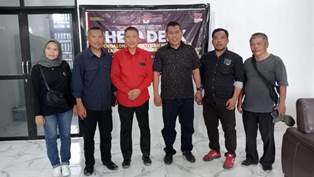 https://gardatipikornews.com/ketua-knpi-kecamatan-ciseeng-himbau-kecamatan-ciseeng-tutup-proyek-pengembang-di-cibogo-yang-diduga-ilegal