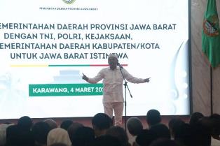 https://gardatipikornews.com/peduli-warga-dandim-0718-pati-jangan-saling-menunggu-segera-bertindak