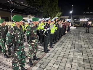 https://gardatipikornews.com/cegah-gangguan-keamanan-akibat-bunyi-petasan-polsek-mataram-tingkatkan-patroli-di-pemukiman-warga