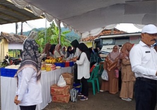 https://gardatipikornews.com/diisela-sela-kesibukannya-kalisa-putri-miss-asia-indonesia-menggelar-buka-puasa-dan-santunan-anak-yatim-di-perumahan-grand-duta-city