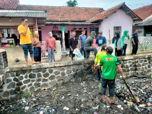 https://gardatipikornews.com/dinas-lingkungan-hidup-lampung-selatan-adakan-program-jumat-bersih-masjid