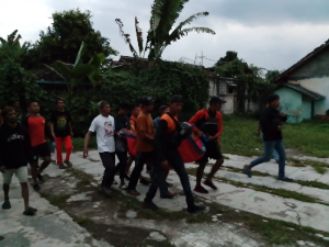 https://gardatipikornews.com/sinergitas-tnipolri-wujudkan-keamanan-wilayah-bhabinkamtibmas-dan-babinsa-sambangi-warga-desa-cijeruk