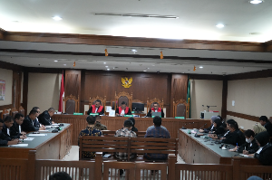 https://gardatipikornews.com/pemdes-parigi-mekar-gandeng-dlh-wilayah-v-parung-ciseeng-gelar-kerja-bakti-bersama-ketua-tp-pkk-ormas-ppbni-satria-banten-dan-rkdm