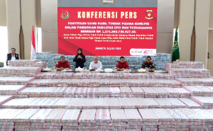 https://gardatipikornews.com/kapolsek-dramaga-masih-merayakan-hari-hut-bhayangkara-yang-ke-79-tahun-2025-kegiatan-bakti-sosial-kepada-perwakilan-rekan-wartawan-wilayah-kecamatan-dramaga