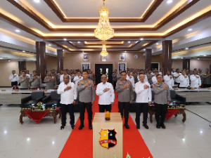 https://gardatipikornews.com/anggota-dprd-tanggamus-indra-sunandar-gelar-reses-tahap-iii-dihadiri-wakil-bupati-agus-suranto