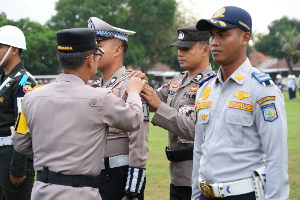 https://gardatipikornews.com/pastikan-keamanan-obyek-vital-ditpamobvit-polda-ntb-cek-kesiapsiagaan-di-pltmgu-lombok-peaker