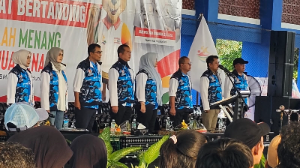 https://gardatipikornews.com/polres-bitung-kembali-amankan-seorang-pemuda-pemilik-narkotika-jenis-ganja-di-pelabuhan-samudera-kota-bitung-dan-di-bawah-ke-markas-polres-bitung-guna-proses-hukum
