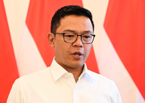 https://gardatipikornews.com/presiden-prabowo-resmikan-pabrik-petrokimia-terbesar-asia-tenggara-tegaskan-pentingnya-kepercayaan-investor