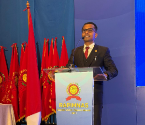 https://gardatipikornews.com/bupati-john-kenedy-azis-mengajak-asn-bekerja-secara-ikhlas-dan-maksimal-dalam-memberikan-pelayanan-kepada-masyarakat