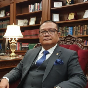 https://gardatipikornews.com/desakan-mendesak-ketua-jwi-minta-kbri-kamboja-atasi-penahanan-sewenang-wenang-5500-wni