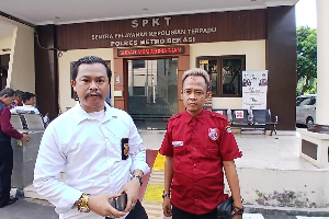 https://gardatipikornews.com/lsm-maung-sorot-proyek-gor-kalbar-rp103-miliar-dugaan-curi-start-dan-persekongkolan-jahat