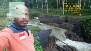 https://gardatipikornews.com/geger-oknum-tokoh-di-babakan-madang-bogor-diduga-teror-istri-orang-lewat-sms-mesum-modus-urus-ajb-malah-ajak-berbuat-maksiat