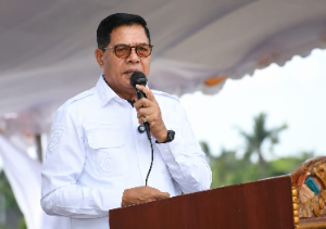https://gardatipikornews.com/ketua-dpw-pwdpi-lampung-dugaan-hilangnya-barang-bukti-dan-bebasnya-tersangka-mafia-minyak-kita-diduga-ada-campur-tangan-petinggi-hingga-orang-nomor-satu-di-lampung