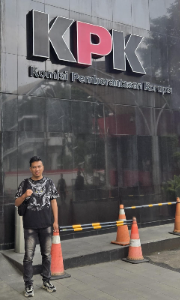 https://gardatipikornews.com/sosialisasi-bagi-pemilik-bangunan-berdiri-diatas-irigasi-wilayah-ds-cogreg-bersama-kades-dan-camat-parung-berjalan-kondusif