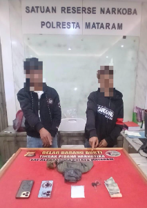 https://gardatipikornews.com/dewan-pembina-jwi-sukabumi-raya-yusuf-taojiri-resmi-terpilih-sebagai-paw-desa-cibolang-kecgunungguruh