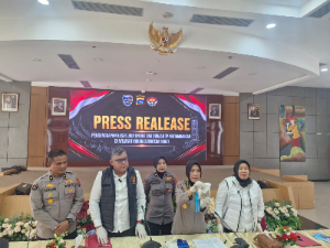 https://gardatipikornews.com/polda-sumbar-komitmen-menindak-tegas-aktivitas-peti-yang-merusak-lingkungan