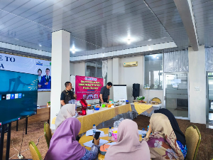https://gardatipikornews.com/sekjen-kkp-serahkan-excavator-dan-bantuan-benih-ikan-di-padang-pariaman-percepat-pemulihan-sektor-perikanan-pascabencana
