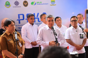 https://gardatipikornews.com/satpolairud-polres-sukabumi-bantu-evakuasi-korban-tenggelam-di-perairan-pantai-dolpin-citepus