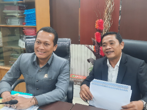 https://gardatipikornews.com/ketua-lfi-abi-kholil-asubki-bakar-semangat-wartawan-sukabumi-raya-jangan-lembek-gegara-kasus-oknum-tegakkan-uu-pers-dan-sapu-bersih-kkn