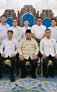 https://gardatipikornews.com/pemdes-cihowe-gercep-salurkan-banpang-kepada-1415-kpm-bersama-sekdes-bpd-dan-binwil