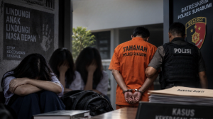 https://gardatipikornews.com/penyaluran-bantuan-pangan-dilaksanakan-pemdes-cogreg-kec-parung-disambut-penuh-antusias-warga-kpm